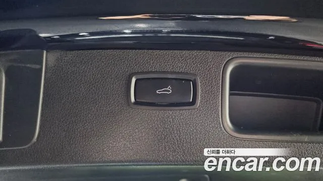 Porsche Macan 2015 — фото 20