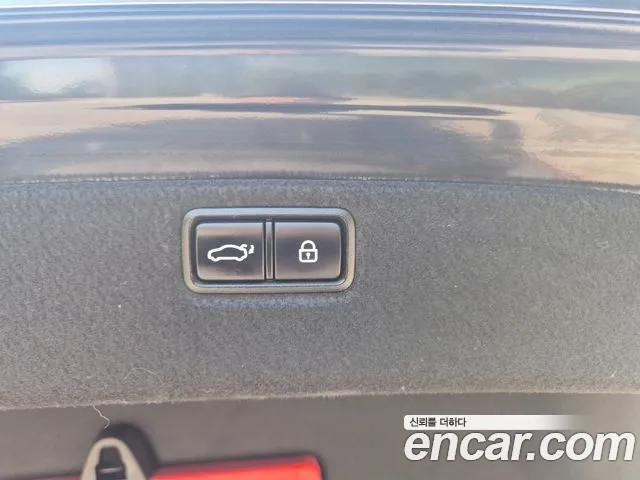 Hyundai Genesis 2016 — фото 13