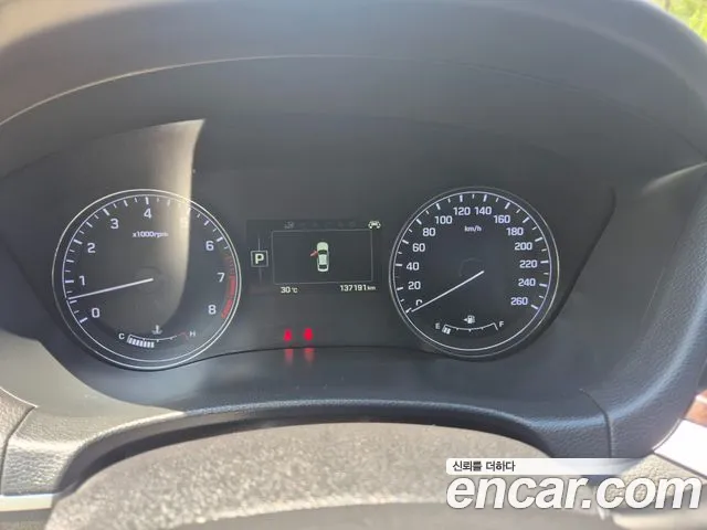 Hyundai Genesis 2016 — фото 14