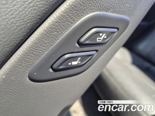 Hyundai Genesis 2016 — фото 16