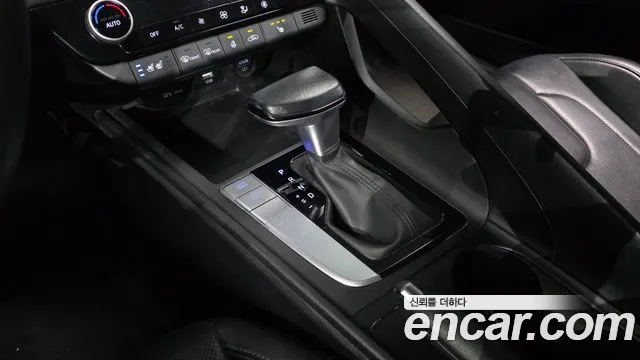 Hyundai AVANTE 2021 — фото 9