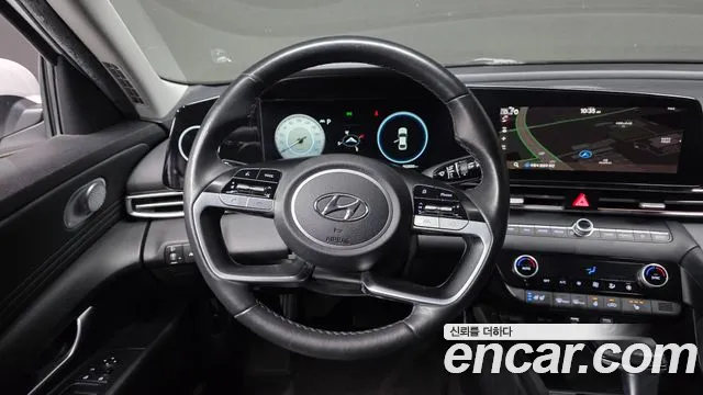 Hyundai AVANTE 2021 — фото 13
