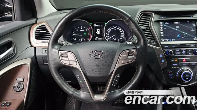 Hyundai Santafe 2017 — фото 19