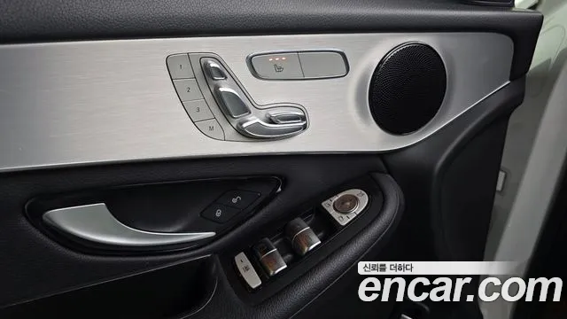 Mercedes-Benz GLC-Class 2018 — фото 16