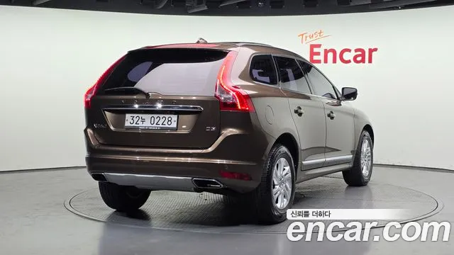 Volvo XC60 2016 — фото 2