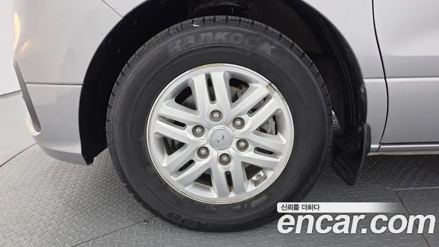Hyundai Starex 2019 — фото 4