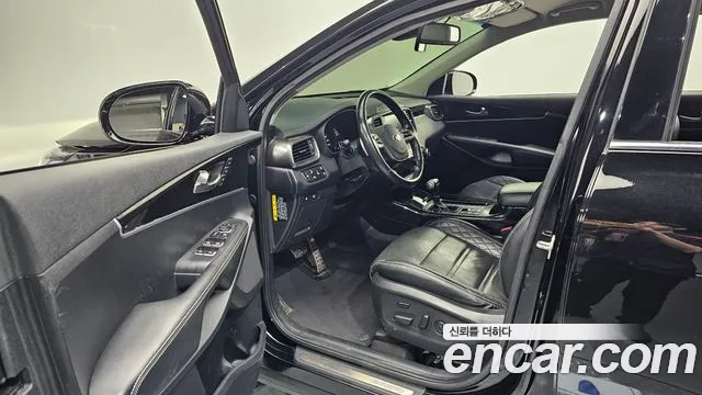 Kia Sorento 2019 — фото 10
