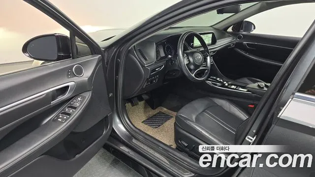 Hyundai Sonata 2022 — фото 12