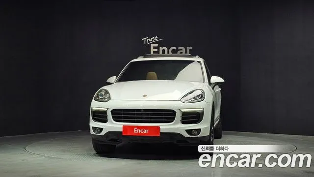 Porsche Cayenne 2016 — фото 3