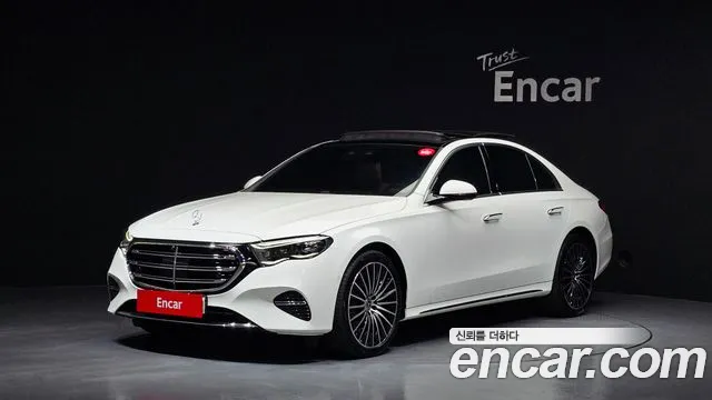 Mercedes-Benz E-Class 2024 — фото 1