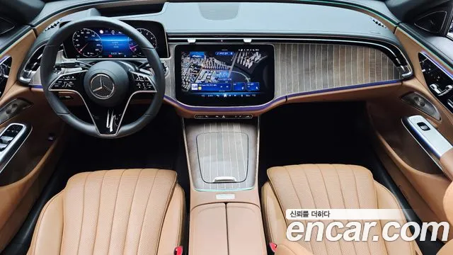 Mercedes-Benz E-Class 2024 — фото 10