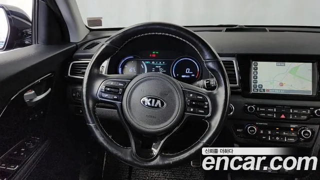 Kia Niro 2019 — фото 13