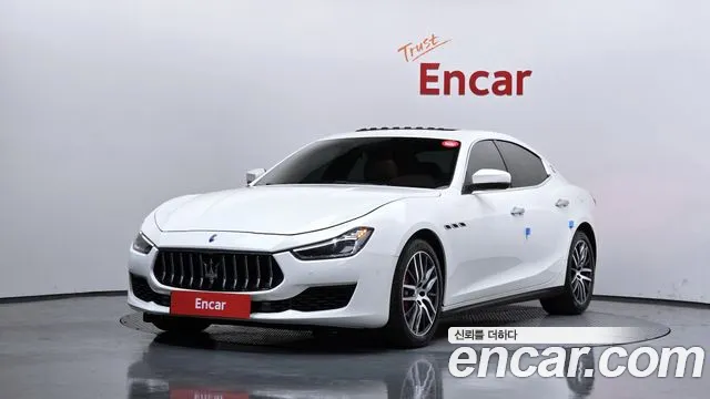 Maserati Ghibli 2018 — фото 1