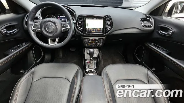 Jeep Compass 2019 — фото 7