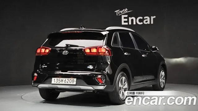 Kia Niro 2020 — фото 2