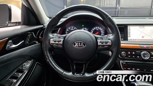 Kia K7 2016 — фото 13