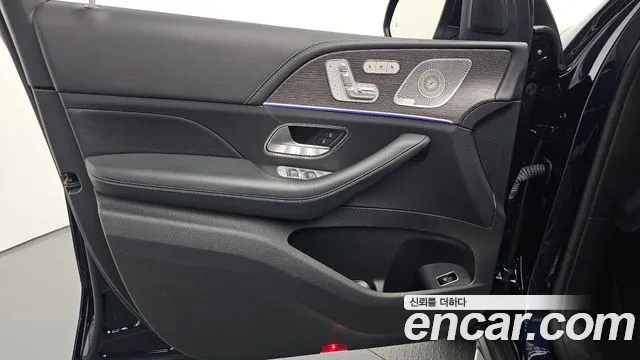 Mercedes-Benz GLS-Class 2021 — фото 14