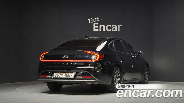 Hyundai Sonata 2023 — фото 2