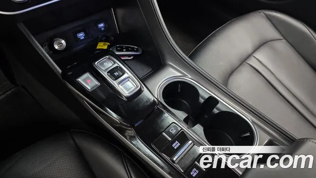 Hyundai Sonata 2023 — фото 12