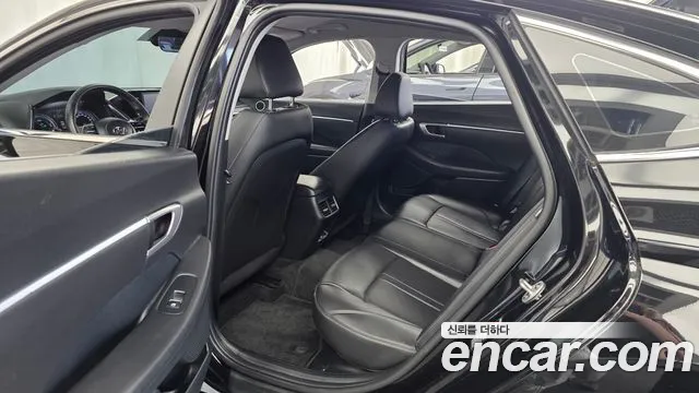 Hyundai Sonata 2023 — фото 16