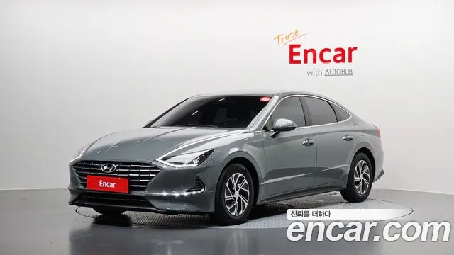 Hyundai Sonata 2022 — фото 1