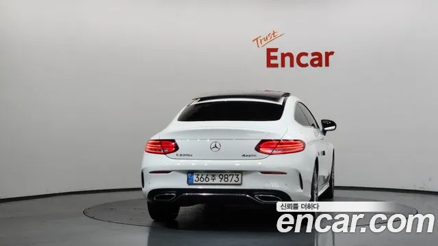 Mercedes-Benz C-Class 2019 — фото 4