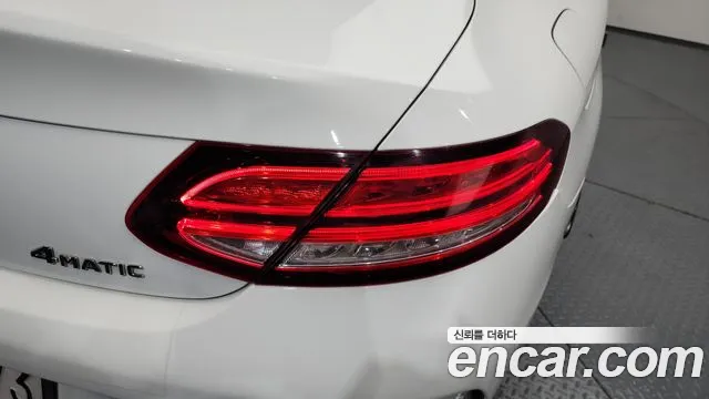 Mercedes-Benz C-Class 2019 — фото 9