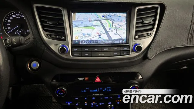 Hyundai Tucson 2017 — фото 13