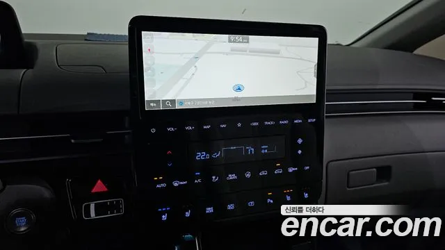 Hyundai Staria 2025 — фото 15