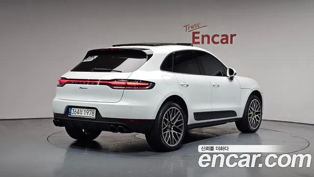 Porsche Macan 2021 — фото 2