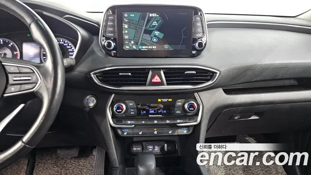 Hyundai Santafe 2020 — фото 12