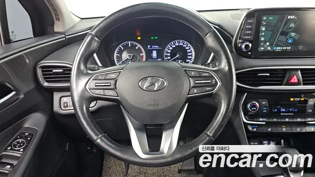 Hyundai Santafe 2020 — фото 13