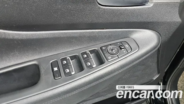 Hyundai Santafe 2020 — фото 18