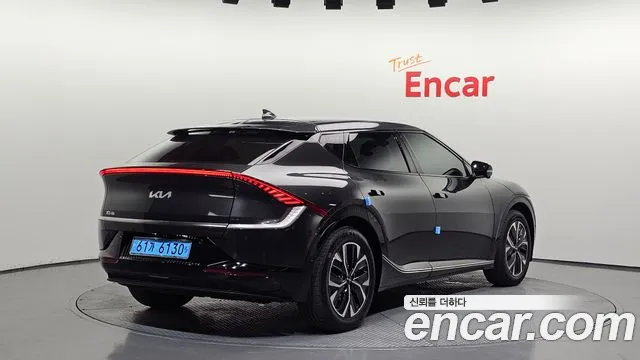 Kia EV6 2022 — фото 2