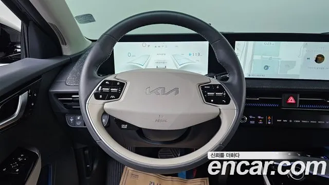 Kia EV6 2022 — фото 15