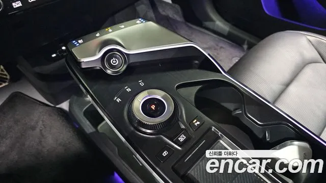 Kia EV6 2025 — фото 12