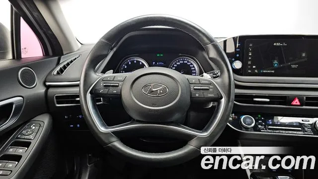 Hyundai Sonata 2020 — фото 12
