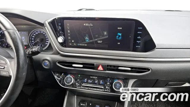 Hyundai Sonata 2020 — фото 14