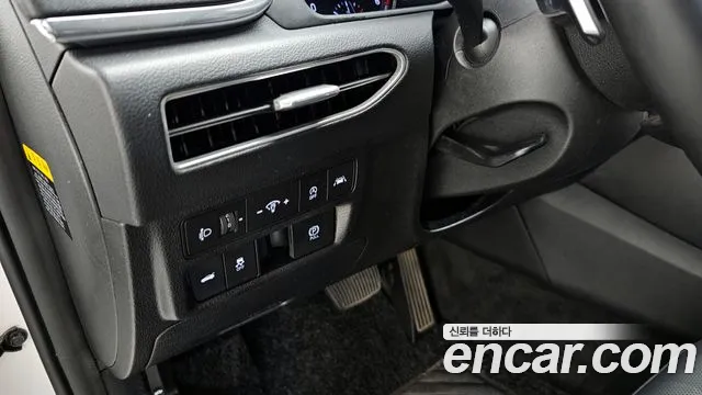 Hyundai Sonata 2020 — фото 19