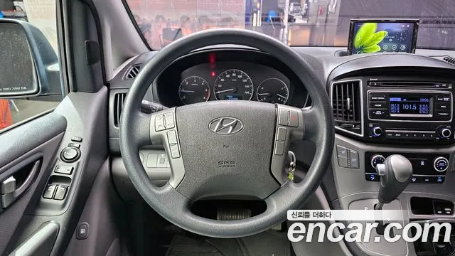 Hyundai Starex 2018 — фото 14