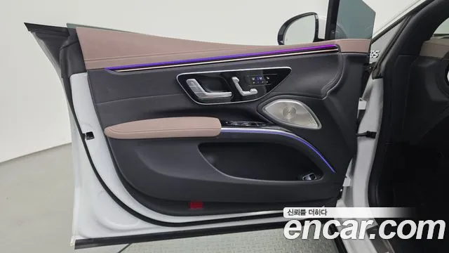 Mercedes-Benz EQS 2023 — фото 14