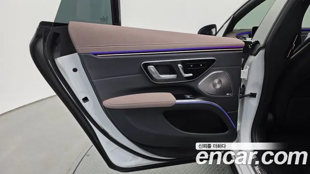 Mercedes-Benz EQS 2023 — фото 15