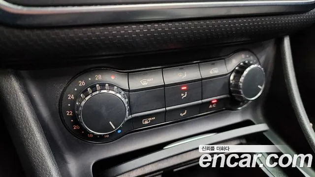 Mercedes-Benz A-Class 2014 — фото 12