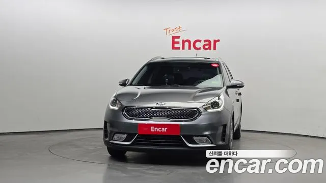 Kia Niro 2017 — фото 3