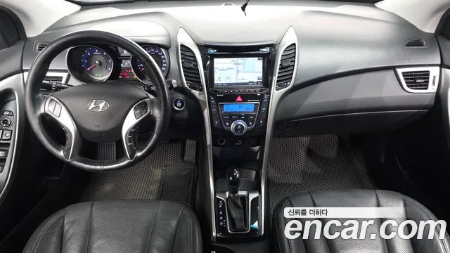 Hyundai i30 2016 — фото 7