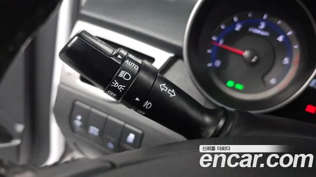 Hyundai i30 2016 — фото 18