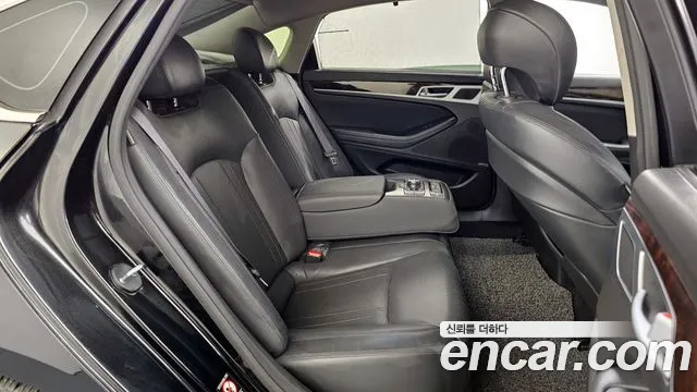Hyundai Genesis 2015 — фото 12