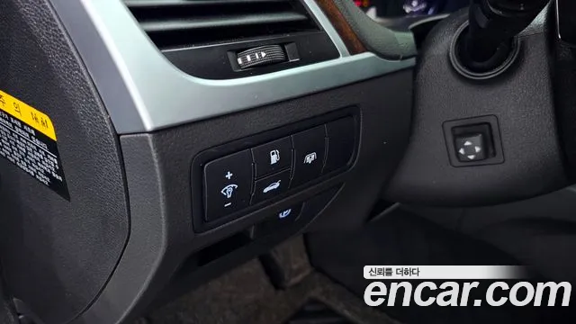 Hyundai Genesis 2015 — фото 16
