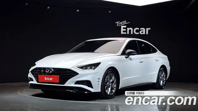 Hyundai Sonata 2022 — фото 1