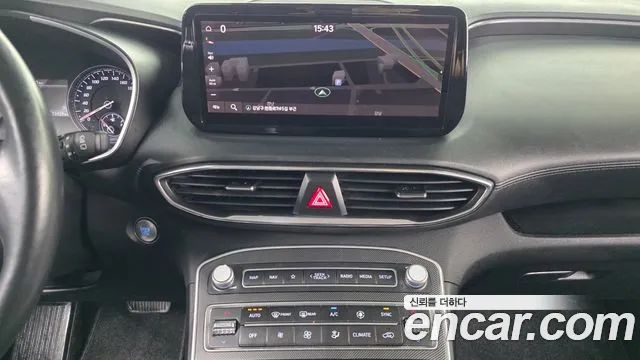 Hyundai Santafe 2021 — фото 20